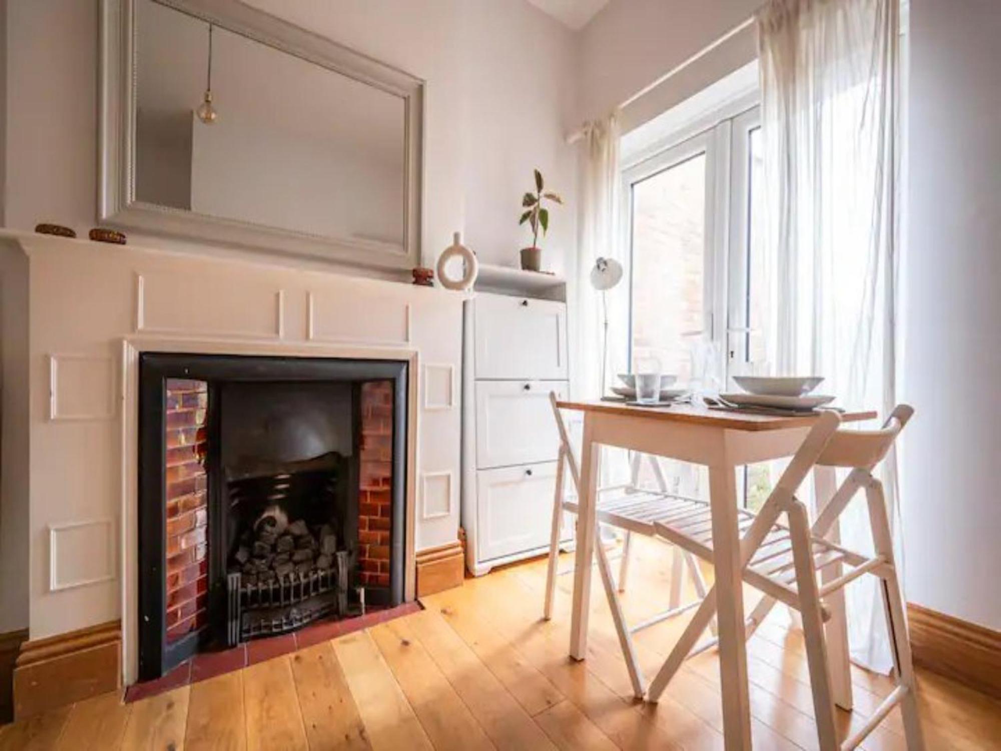 Pass The Keys Hither Ground Floor Flat With Garden Londres